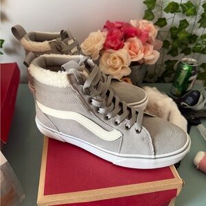 Vans Women's Gray High-Top Sneakers with White Side Stripe